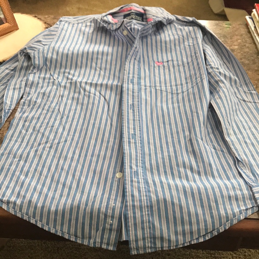 Men's size small Aeropostale button up shirt
